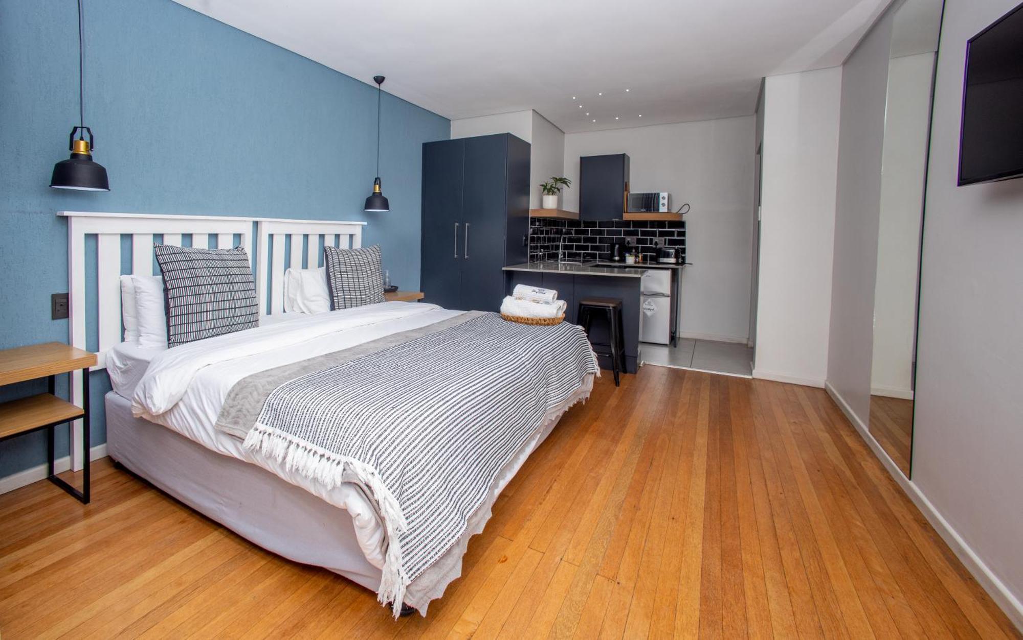 Coral Wood Self Catering Suites And B&B East London Kültér fotó